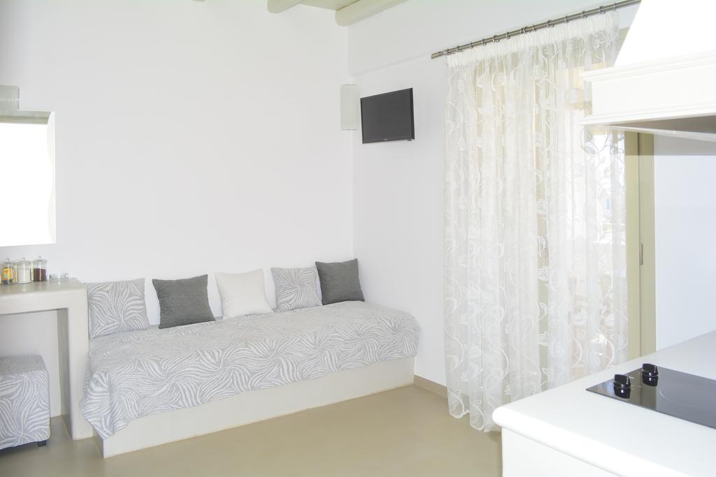 Notos Studios Schoinoussa Luaran gambar